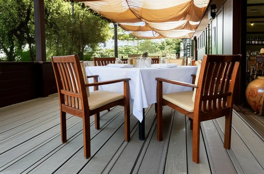 Decks Restaurant